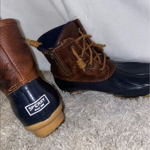 sperry duck boots